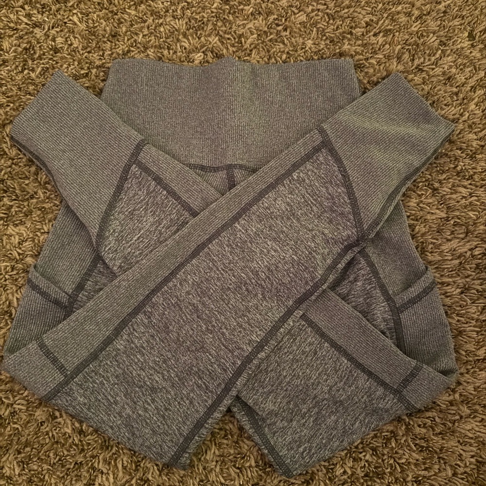 Offline by Aerie Grey Seamless Leggings